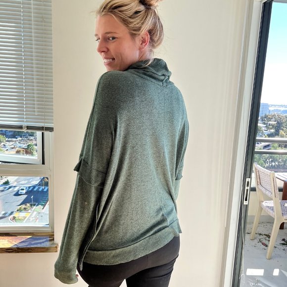 Anthropologie Cozy Green Turtleneck Sweater - Picture 3 of 3